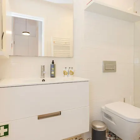 Apartment Liiiving In - Downtown Secret Terrace Porto